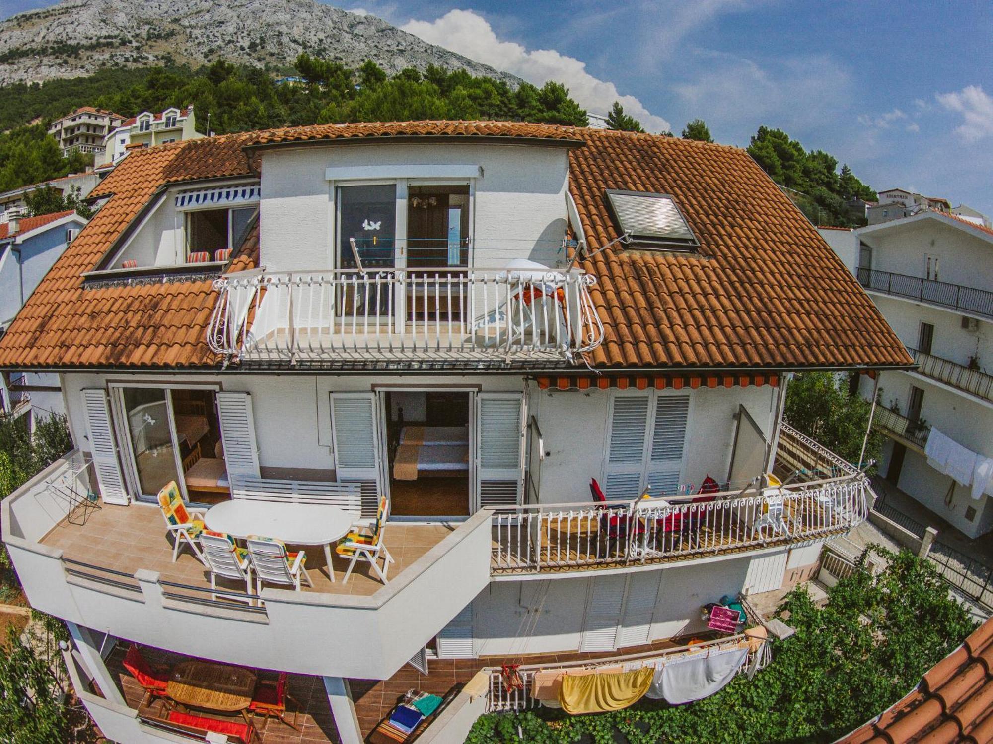 Apartmani Miljak אומיס מראה חיצוני תמונה