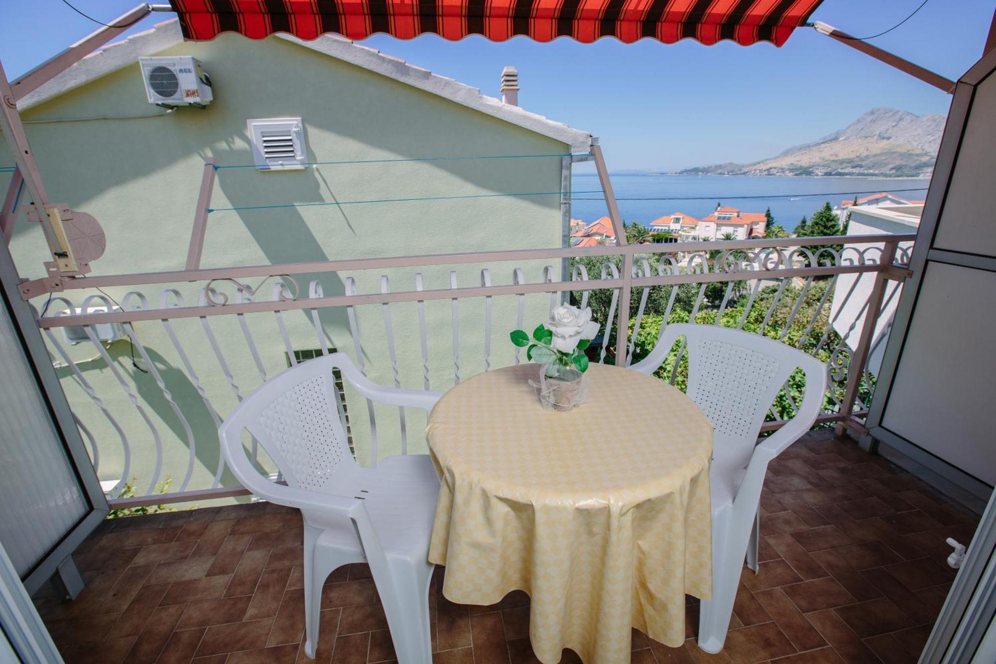 Apartmani Miljak אומיס חדר תמונה