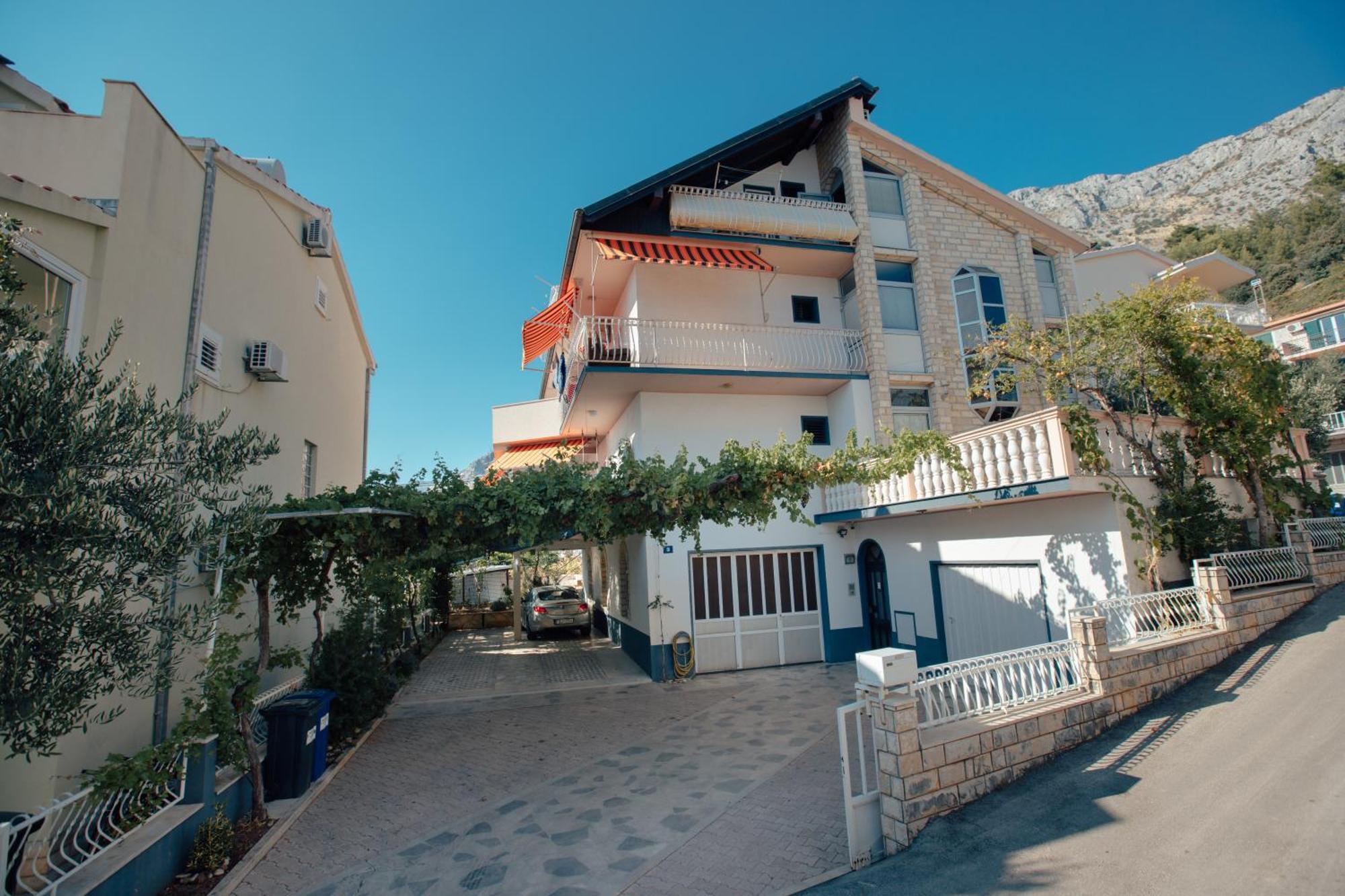 Apartmani Miljak אומיס מראה חיצוני תמונה